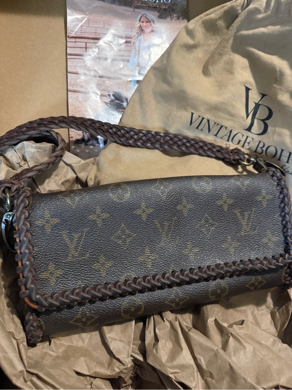 Vintage Boho Bags LV Crossbody Bag - Picture 3 of 12